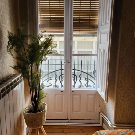 El Balcon De La Plaza. Apartment