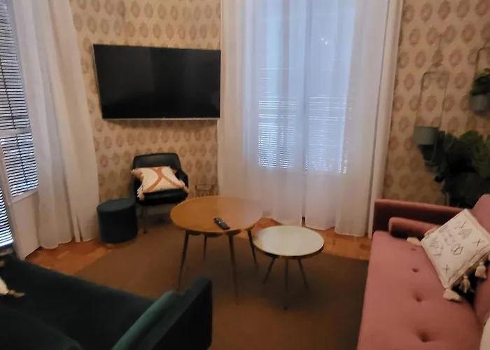 El Balcon De La Plaza. *